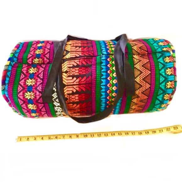 🇬🇹 GUATEMALA VINTAGE NEVER USED  DUFFLE / WEEKENDER HUIPIL TRAVEL BAG - Picture 6 of 10